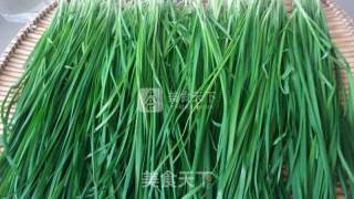 韭菜鸡蛋饺子的做法步骤：1
