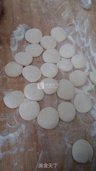 韭菜鸡蛋饺子的做法步骤：11