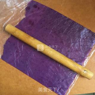 紫薯大翻花面包的做法步骤：2