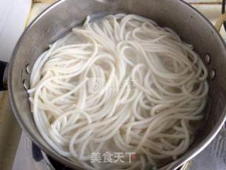 鸡胸杂蔬干拌米粉的做法步骤：4