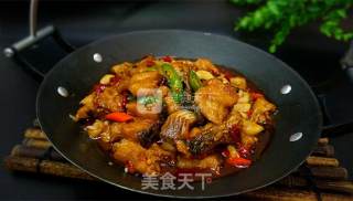 啤酒焖酥鱼的做法步骤：24