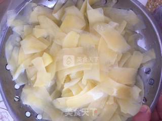 凉拌土豆片--土豆新吃法的做法步骤：5