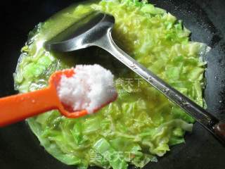 咖喱圆白菜粉丝汤的做法步骤：6