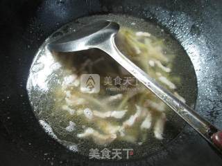 榨菜肉丝汤的做法步骤：7