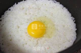 简单美味牛肉鸡蛋炒饭的做法步骤：2