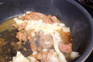 简单美味牛肉鸡蛋炒饭的做法步骤：7