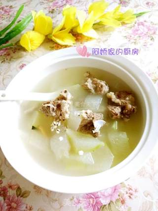 冬瓜薏仁骨头汤的做法步骤：4