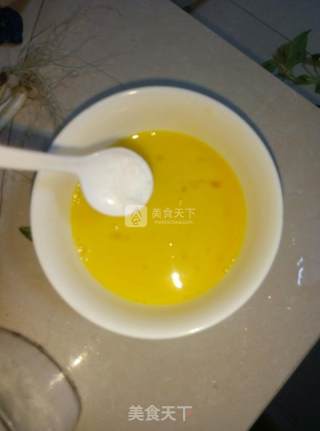 玉米红萝卜蛋炒饭的做法步骤：6
