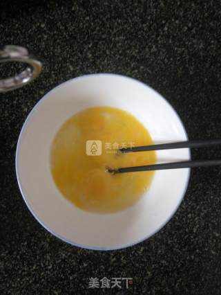 蒸蛋羹的做法步骤：1