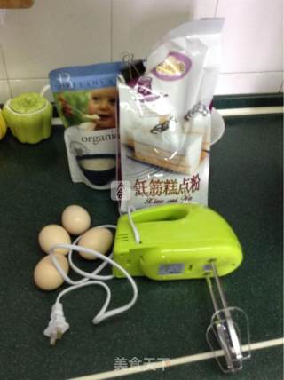 儿童辅食——米粉蛋糕的做法步骤：1