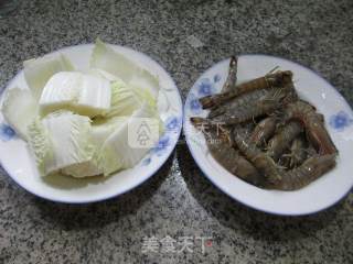 白菜炒基围虾的做法步骤：1