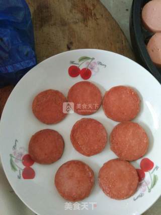 香煎火腿肠的做法步骤：4