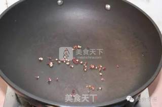 好吃不容错过，家常版麻婆豆腐的做法步骤：4