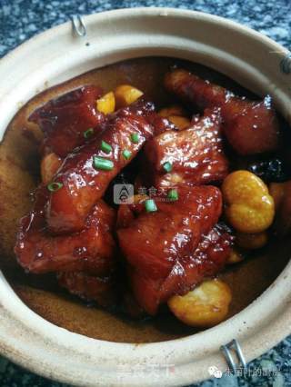 一锅香喷喷滴板栗烧肉的做法步骤：6