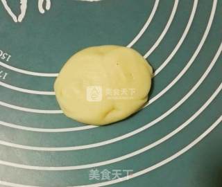 蛋黄酥的做法步骤：10