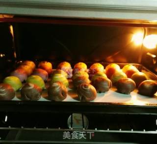 蛋黄酥的做法步骤：12