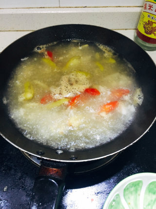 酸汤肥牛的做法步骤：4