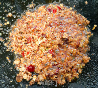 麻辣豆腐盖浇饭的做法步骤：3