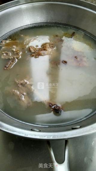 鸭血粉丝汤的做法步骤：2
