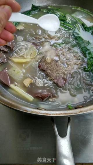 鸭血粉丝汤的做法步骤：15