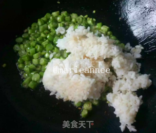 四季豆蛋炒饭的做法步骤：6