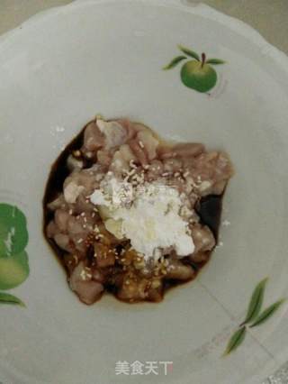 香辣肉酱拌荞麦面的做法步骤：3