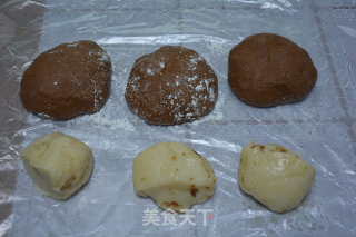 核桃麻糍夹心软欧的做法步骤：6