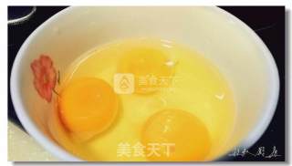 双椒煎蛋的做法步骤：2