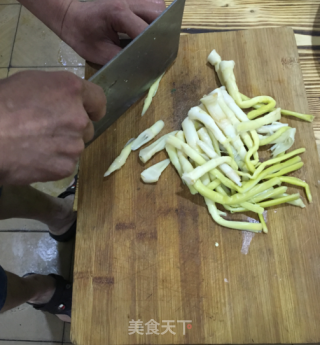 炝炒芦笋的做法
