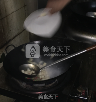 炝炒芦笋的做法步骤：2