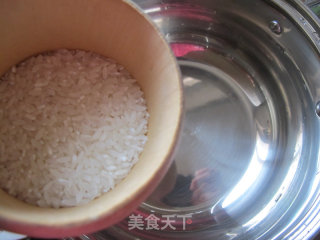 暑期主打餐——白米粥的做法步骤：1
