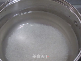 暑期主打餐——白米粥的做法步骤：3