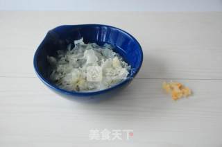 银耳百合汤的做法步骤：3