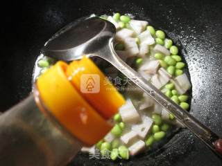 毛豆煮莲藕的做法步骤：5