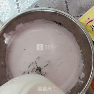 蓝莓酸奶冰淇淋的做法步骤：7