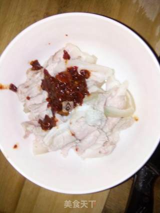 梅菜扣肉的做法步骤：3