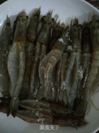 《虾兵送龙珠》的做法步骤：2