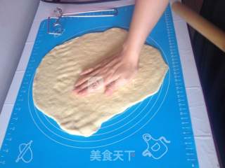 肉松小餐包的做法步骤：4