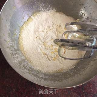 戚风蛋糕卷（小四卷）的做法步骤：4