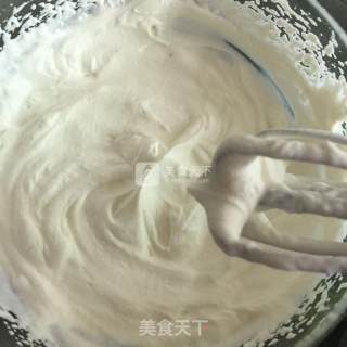 戚风蛋糕卷（小四卷）的做法步骤：9