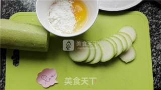 西葫芦蛋煎饼的做法步骤：1