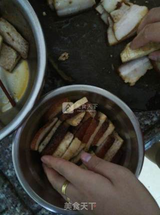 简易版梅菜扣肉的做法步骤：4