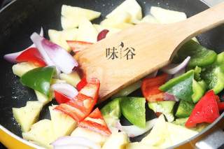 菠萝酸甜排骨的做法步骤：10