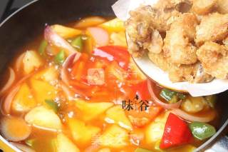 菠萝酸甜排骨的做法步骤：12