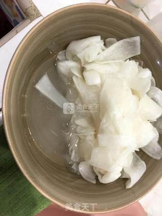 爽脆萝卜酸的做法步骤：7