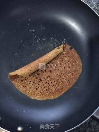 红糖蛋饼的做法步骤：5