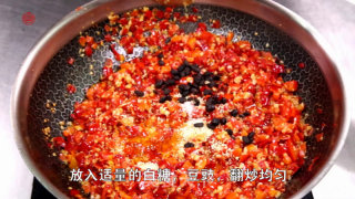 湘菜【剁椒鱼头】正宗做法详解的做法步骤：5