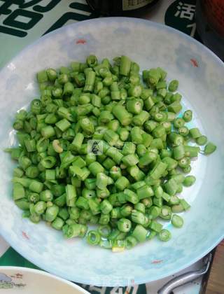 玉米豆角胡萝卜的做法步骤：1