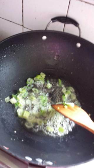 美味蛋炒饭的做法步骤：4