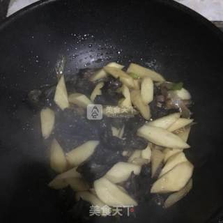 怀山药烩海参的做法步骤：7